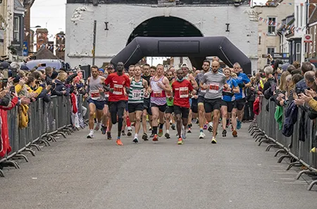 cleverley bonfire crowds