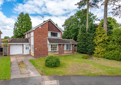 1 Fairfield Drive, Codsall, Wolverhampton, WV8 2AB