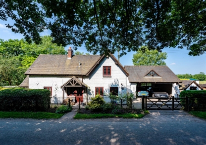 Sweet Turf Cottage, Longnor Gorse, Penkridge, Stafford, ST19 5QL