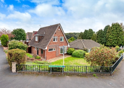 2 Reynolds Close, Swindon, Dudley