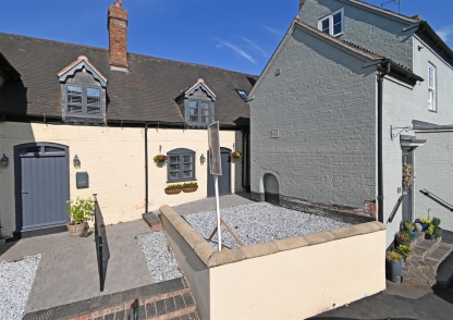 6 Bull Ring, Claverley, Wolverhampton