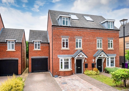 61 Henry Fowler Drive, Tettenhall, Wolverhampton, WV6 8TN