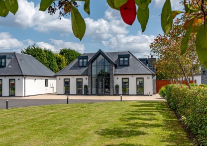 Meadow View, Mile Flats, Greensforge, Kingswinford