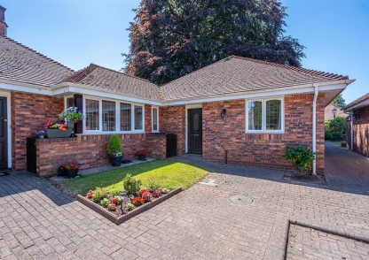 42 Hanover Court, Tettenhall, Wolverhampton, WV6 8QL