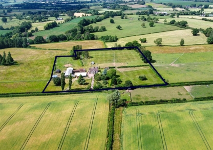 Neen House Farm & The Parlour Barn, Neen Savage, Cleobury Mortimer