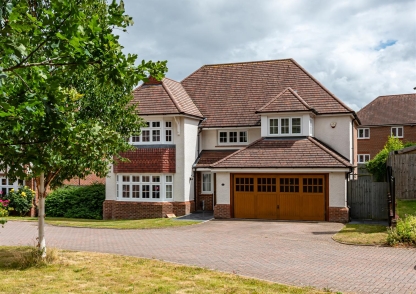 6 Pickwick Gardens, Compton, Wolverhampton, WV3 9EH