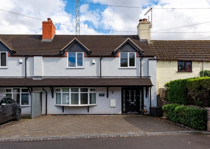 Three Hammers Farmhouse, Old Stafford Road, Cross Green Coven, Wolverhampton, WV10 7PP