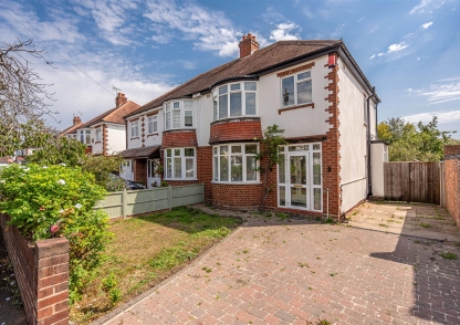 10 Fir Tree Road, Finchfield, Wolverhampton, WV3 8AN