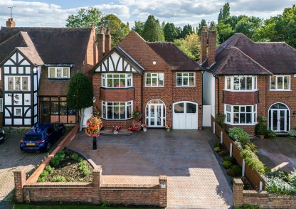 Chroma, 9 Meadow Road, Finchfield, Wolverhampton, WV3 8EZ