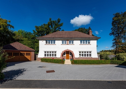 20 Pickwick Gardens, Compton, Wolverhampton, WV3 9EH