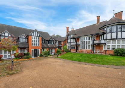 9 Weller Court, Finchfield, Wolverhampton