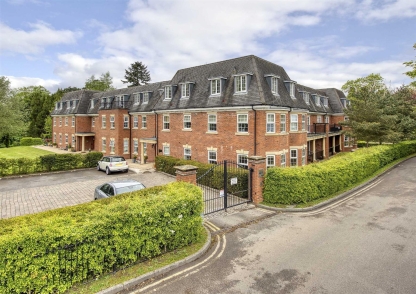 6 Castlecroft House, Castlecroft