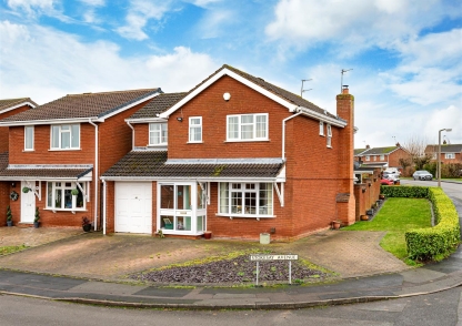 2 Stokesay Avenue, Perton, Wolverhampton, WV6 7RS